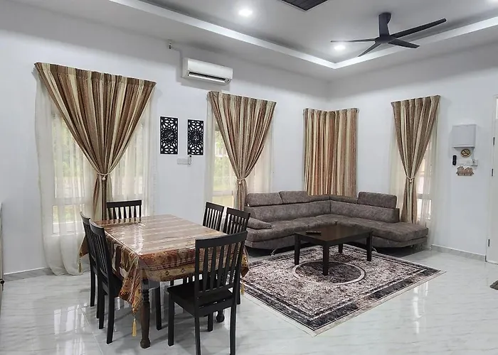 Homestay Irdina Adryana Free Wifi
